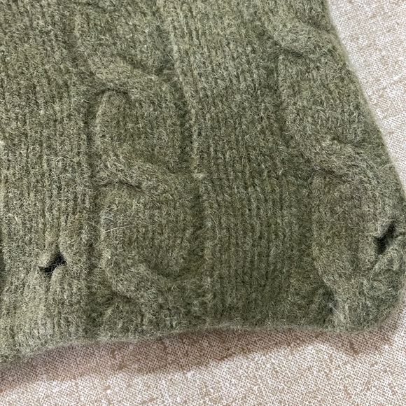 Pottery barn pillow covers - Picture 2 of 4